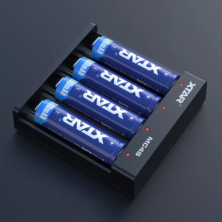 Univerzalni USB punjač akumulatora do 4 kom. slika 3