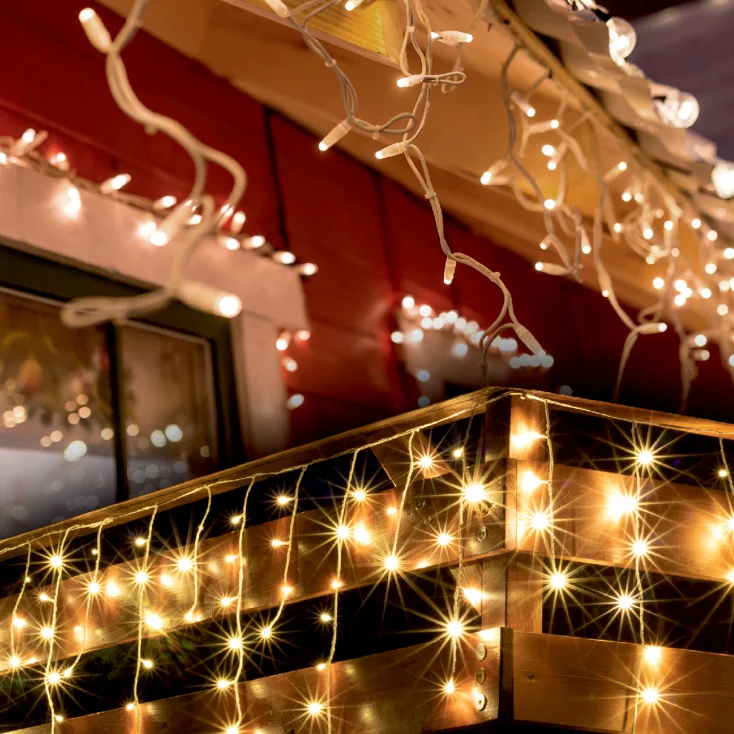 Svetleći niz sa 300 toplo belih LED dioda slika 1