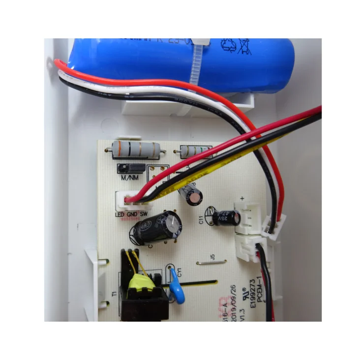 Punjiva LED panik lampa 3W slika 3